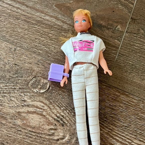 1967 Barbie Doll in White and Pink Ensemble - Picture 11 of 11